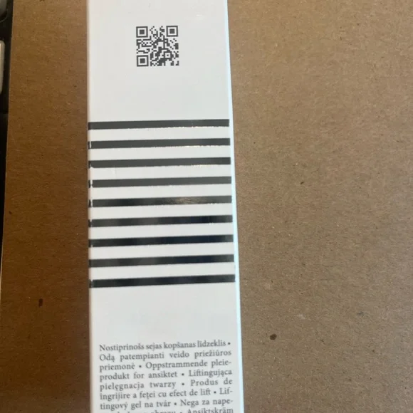 Sisley-Paris Double Tenseur Skincare Nee in Package - Picture 4 of 4